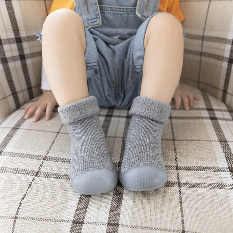 Gris - Zapato calcetín primeros pasos invierno